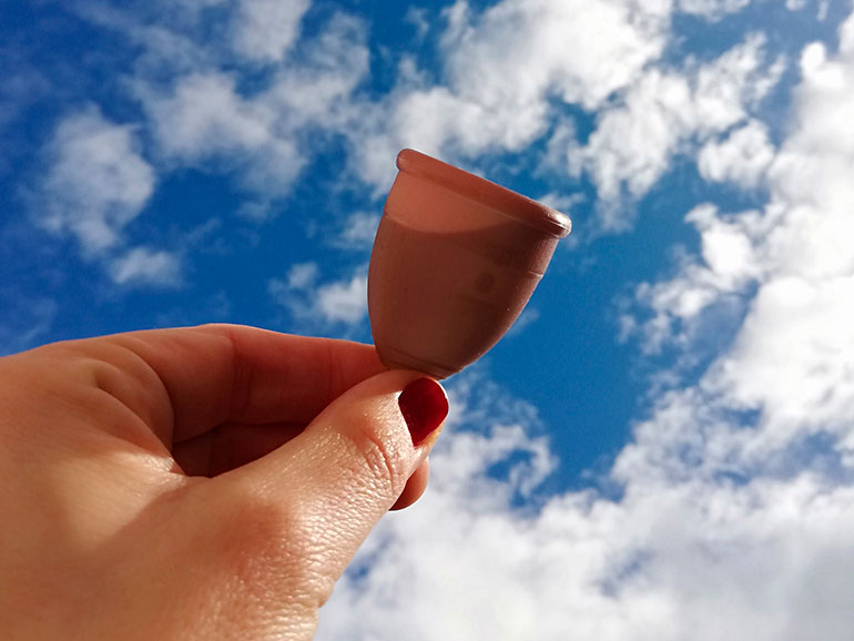 La nueva copa menstrual Mialuna está hecha con cobre