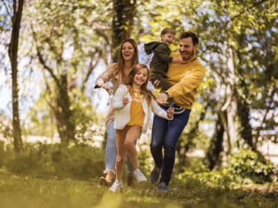Las familias pueden alcanzar mayor felicidad